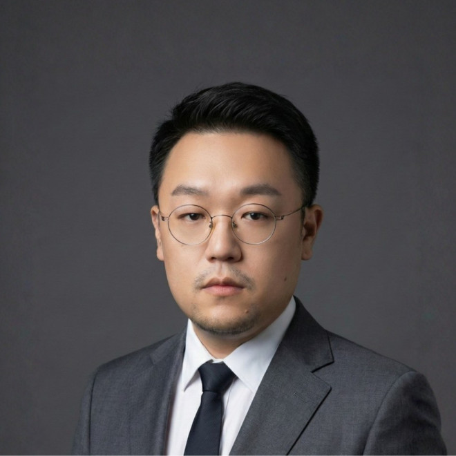 Yuhan Gong