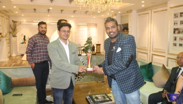 Hyperlinq Technology - Award 1