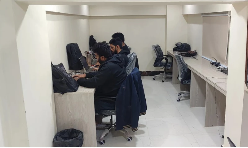 Karachi SEO Services - Photo - 2