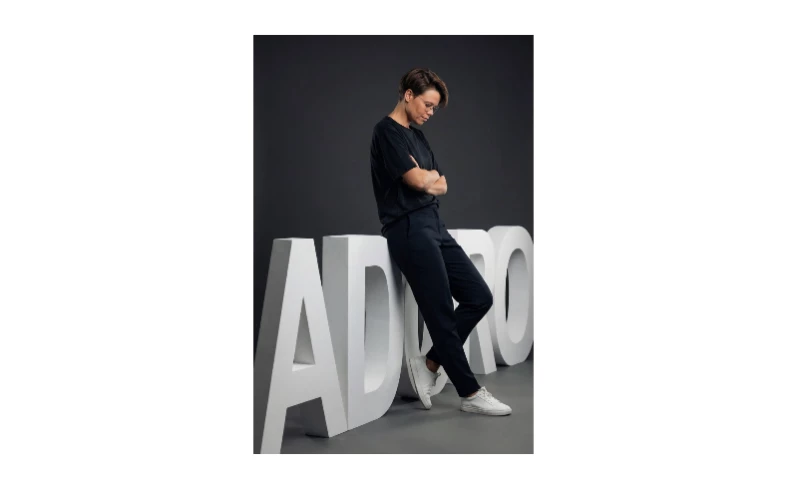 Adoro - Photo - 3