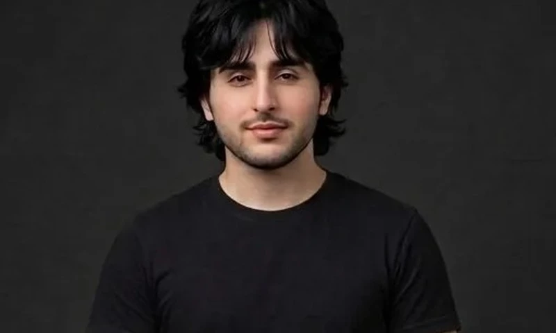 AKCLNT - Photo - 2