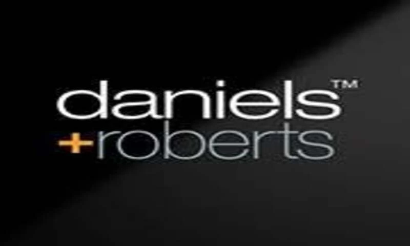 Daniels + Roberts - Photo - 2