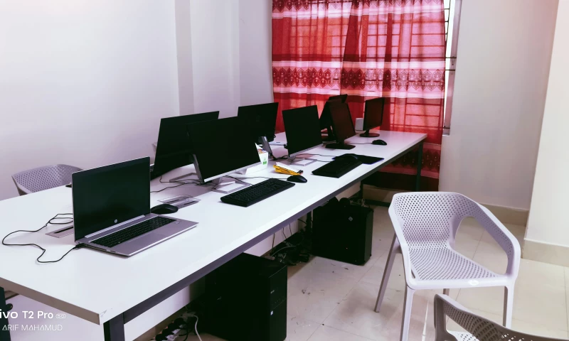 Arif Web IT - Photo - 2