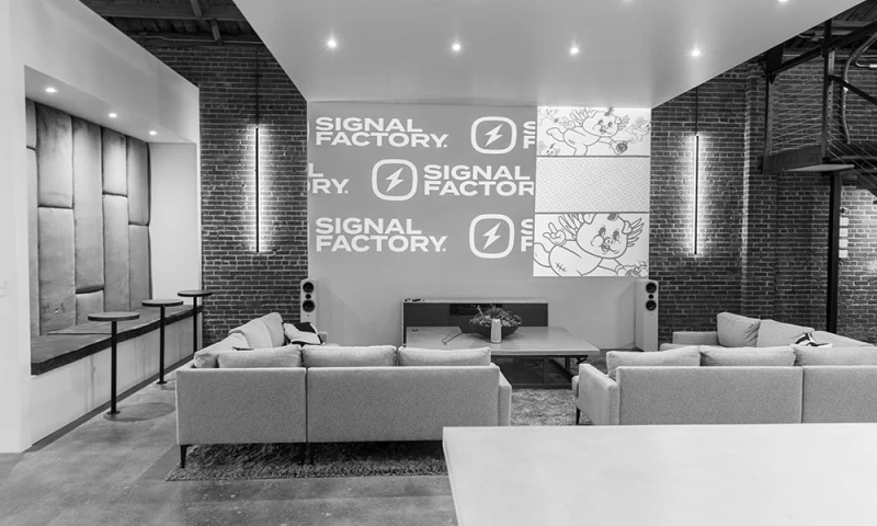 Signal Factory - Photo - 2