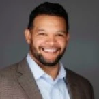 Sumner Moura