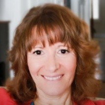 Justine Stohl, LICSW