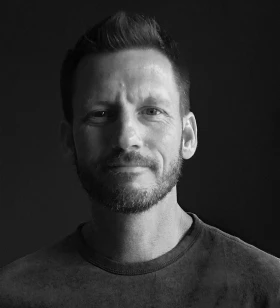 Sr. Creative Director