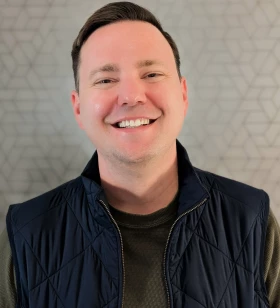 CEO & MARKETING LEAD