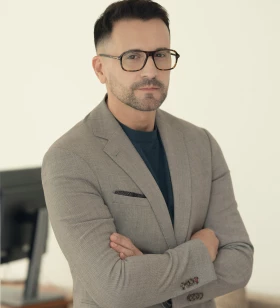 Founder, Marketing Strategy, Branding and Websites