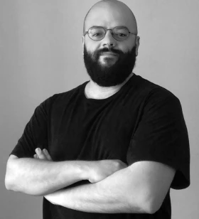 Graphic & UX designer