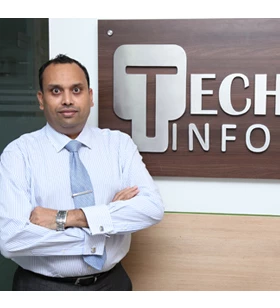 CEO (Chief Executive Officer)