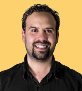 ★ Co-Founder & Director of Dogo Creativo