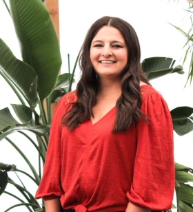 Copywriter & Social Media Specialist