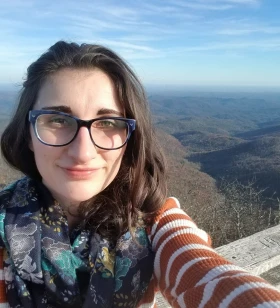 Customer Support & Content Specialist