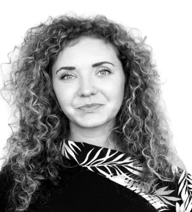 DIGITAL MARKETING DIRECTOR