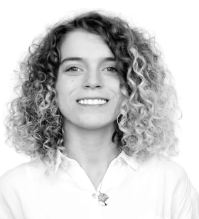 SOCIAL MEDIA SPECIALIST