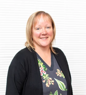 Copywriter & Facebook Advertising