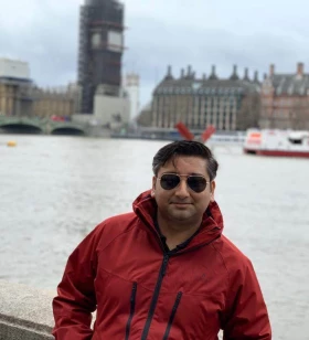 Chief Executive Officer (CEO)