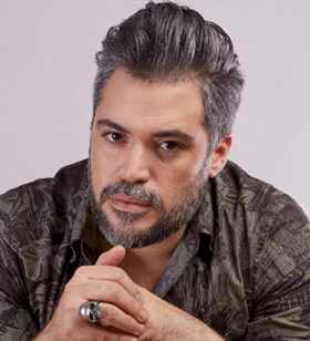 PHOTOGRAPHER & FILMMAKER.