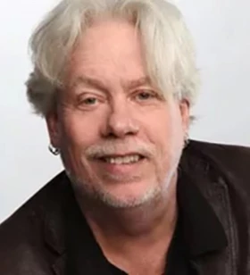 OWNER EwingWorks / CREATIVE MARKETING GUY