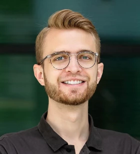 Co-CEO & Head of Web Development