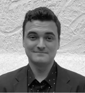 Associate UI/UX Designer