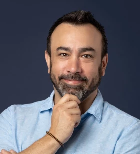 GM // Business & Marketing Strategist