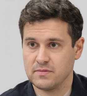 Graphic Designer, Web Designer, Web Developer and Book Publishing Expert.