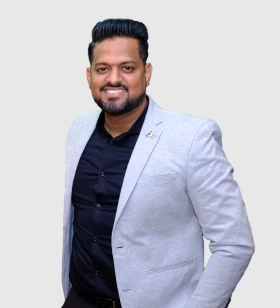 Customer Experience Head
