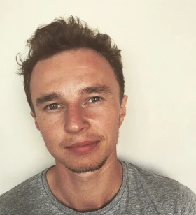 FULL-STACK DEVELOPER
