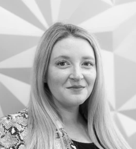 EXECUTIVE CREATIVE DIRECTOR