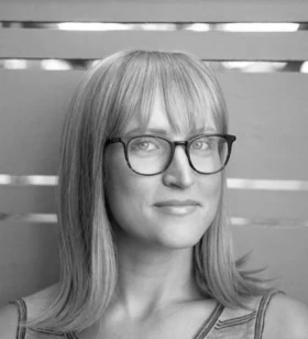 SENIOR GRAPHIC DESIGNER