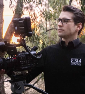 COMMERCIAL VIDEOGRAPHER, CREATIVE DIRECTOR