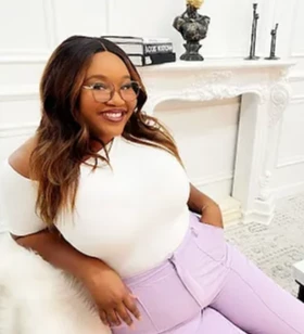 Head Bestie & CEO of Right Girl Media