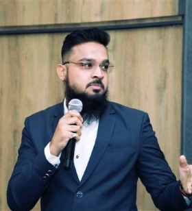 Business Head & Social Media Strategist