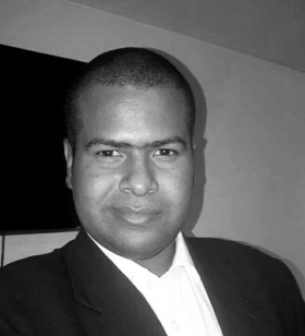 CEO - Director Creativo & Estratégico