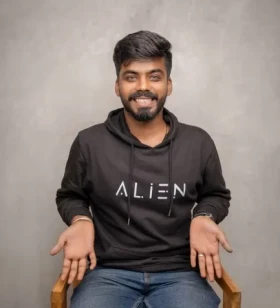 Co-Founder & Head Of Marketing