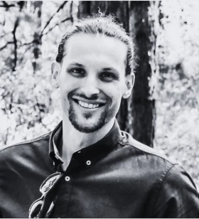 RESEARCH & CONTENT AUDITING