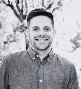 DESIGN & WEB DEVELOPMENT PARTNER