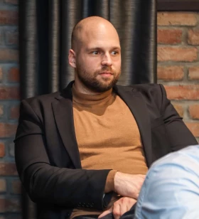 Owner & Creative director