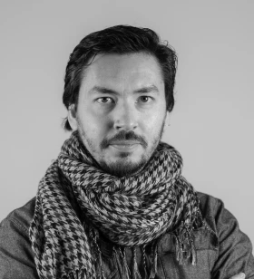 Industrial designer, 3D generalist & Design Academic