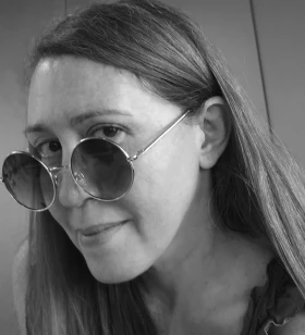 Senior Art Director - Illustrator