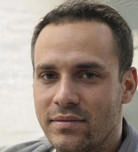 Senior Sales Manager