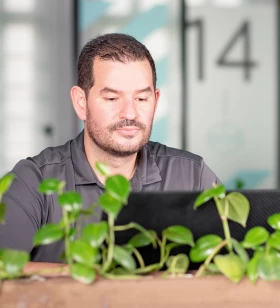 Partner & Senior Full-Stack Developer