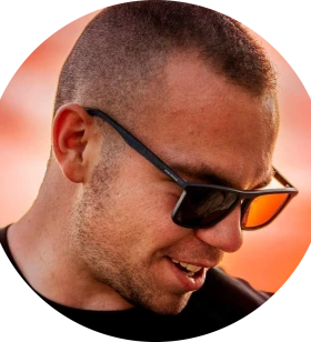 Founder of Prosperitas Agency, Guiding SMBs to Digital Success