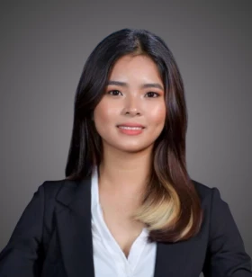 Senior Graphic Designer/Marketing Head