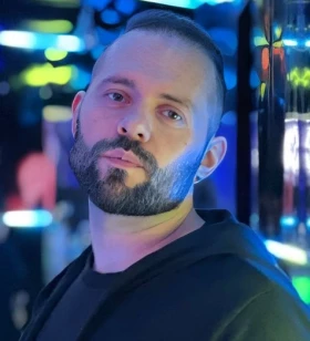 CEO of Roobinium Canada