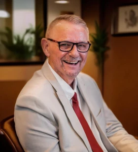 Lead Business and Sales Consultant