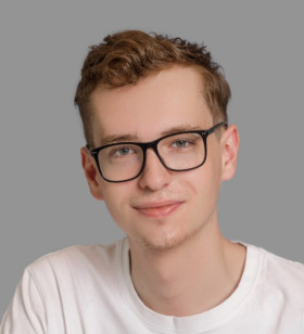 Full Stack Engineer