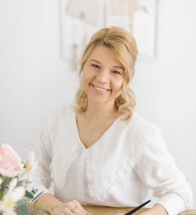 Graphic designer & calligrapher